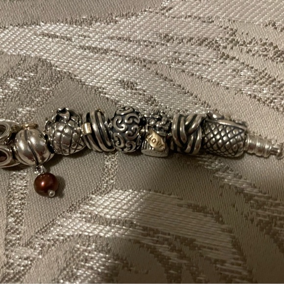 Authentic Pandora barrel clasp snake chain bracelet w/23 charms - Picture 6 of 8